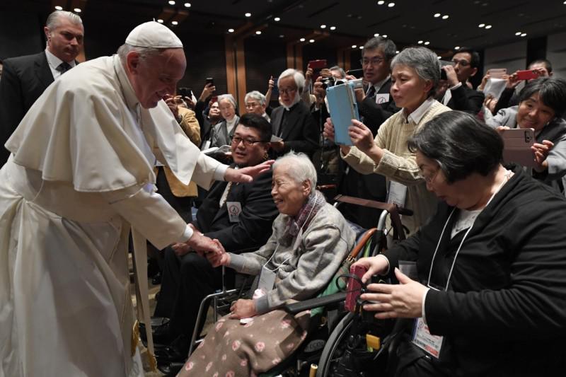 Paus Franciscus vroeg om de slachtoffers van Fukushima te blijven steunen © Vatican Media