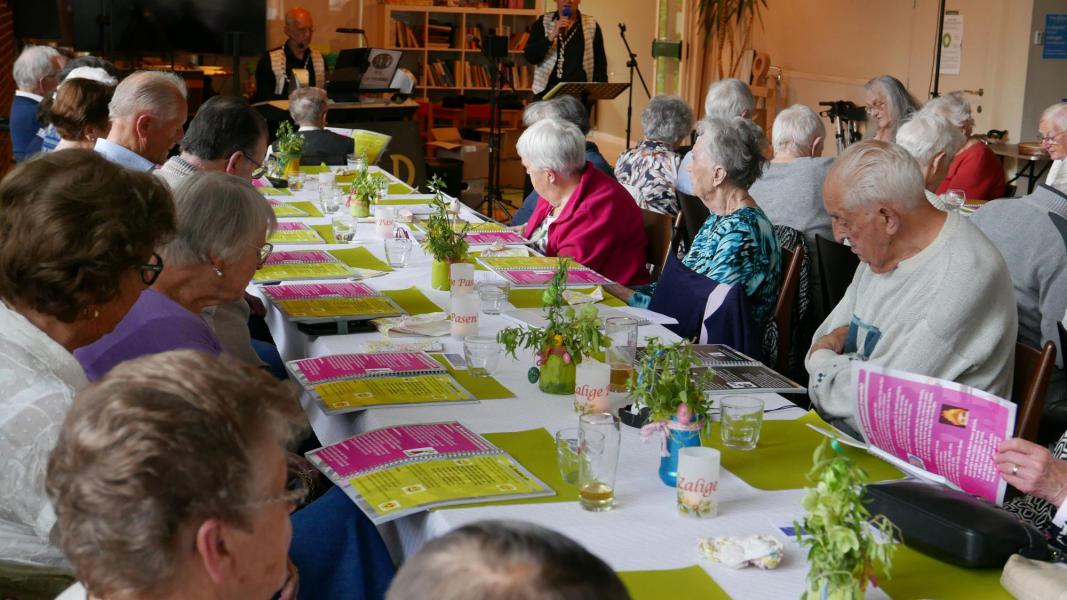 Paasfeest Samana Sint-Pieters-Buiten en Christus Koning © © Miet Lissens