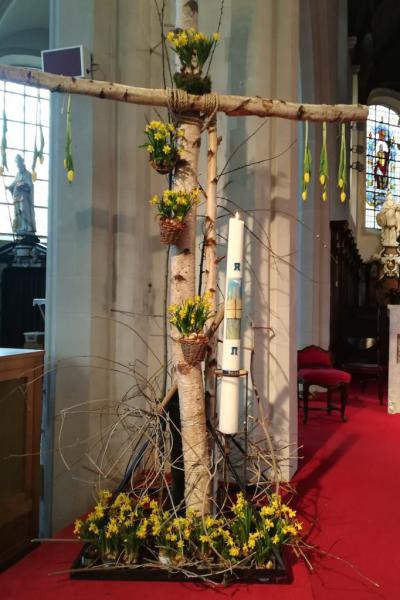 De kerk op Pasen in Zwijndrecht © MLS