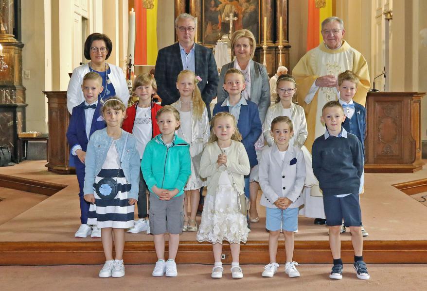 Eerste communie Gemeentelijke basisschool 