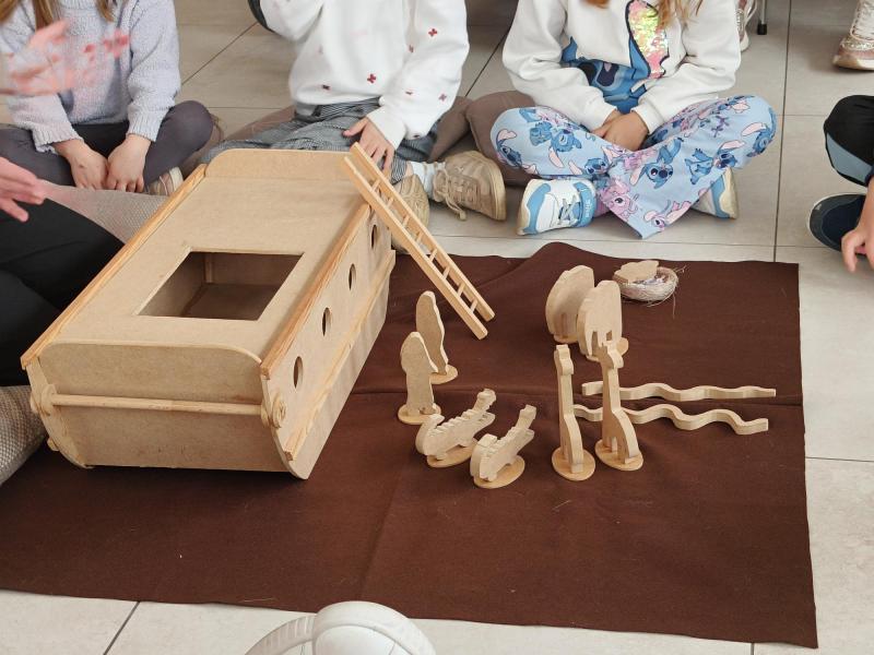 Godly Play: De ark en de vloed - Sint-Corneliusparochie Ninove - 15-10-2025 © Mariette D'hondt