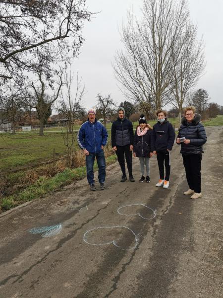 Valentijnwandeling Anders met drie kleinkinderen. 