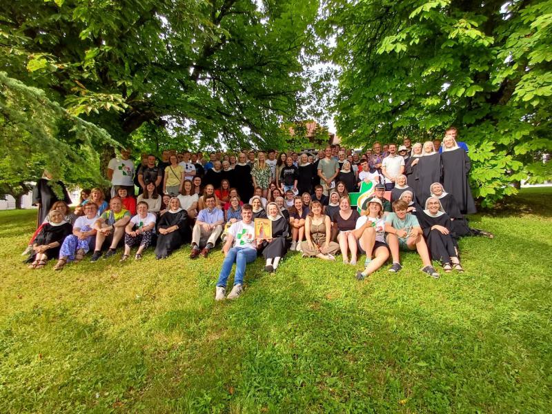 Samen met de zusters op de foto © IJD Vlaanderen