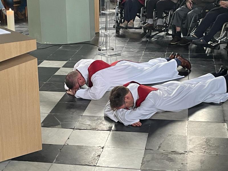 Goede Vrijdagviering in de Sint-Amanduskerk te Wingene 