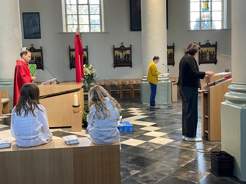 Palmzondag in de Sint-Amanduskerk van Wingene 