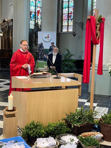 Palmzondag in de Sint-Amanduskerk van Wingene 