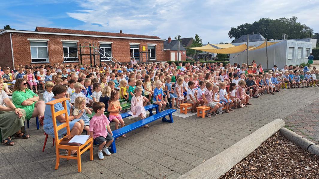 Dromen van vakantie © de parel parochie lichtaart
