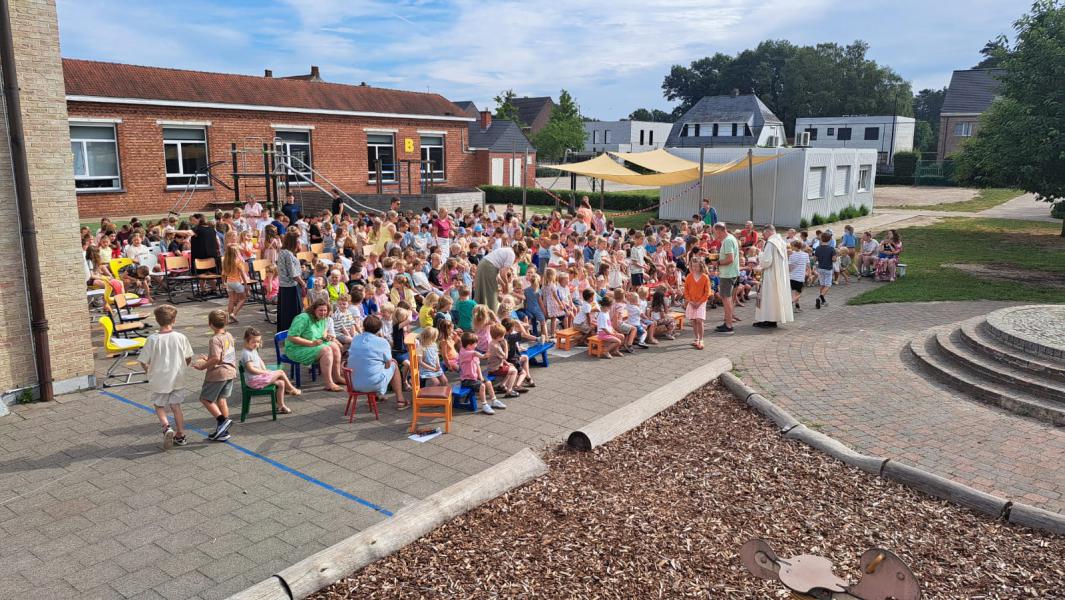 Dromen van vakantie © de parel parochie lichtaart