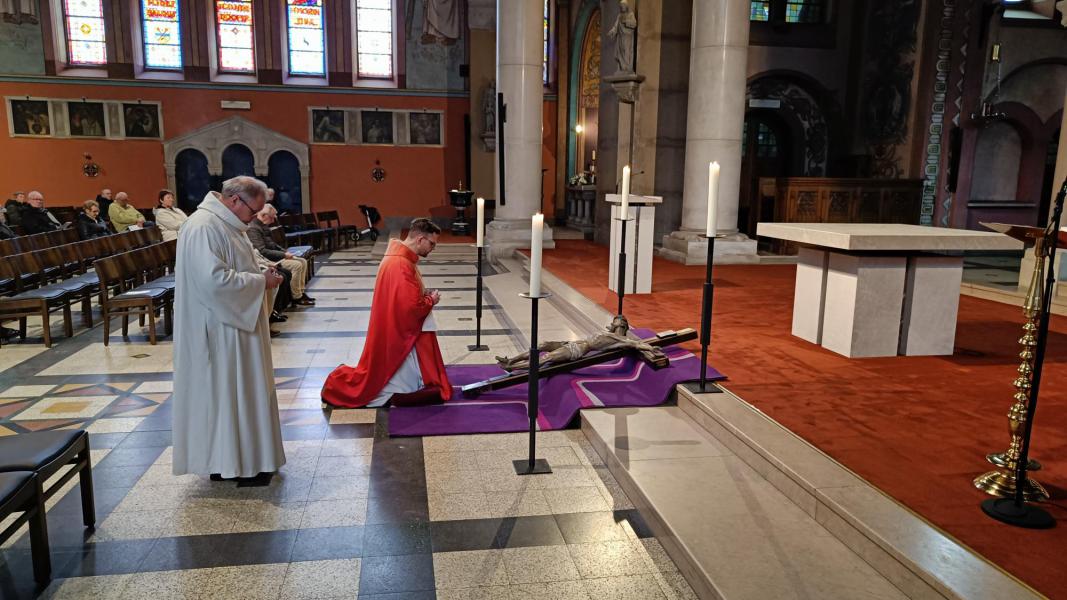 Goede Vrijdag © Luc Vanden Bogaerde