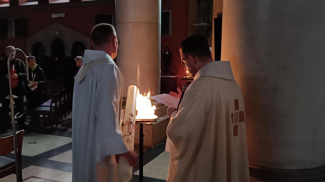 Paaswake © Luc Vanden Bogaerde