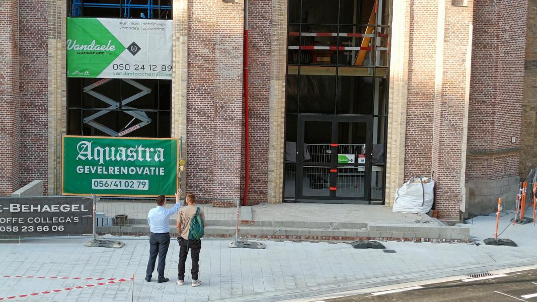 Plaatsing glasramen 6 juli 2026 © LVB