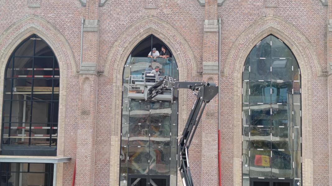 Plaatsing glasramen 6 juli 2026 © LVB