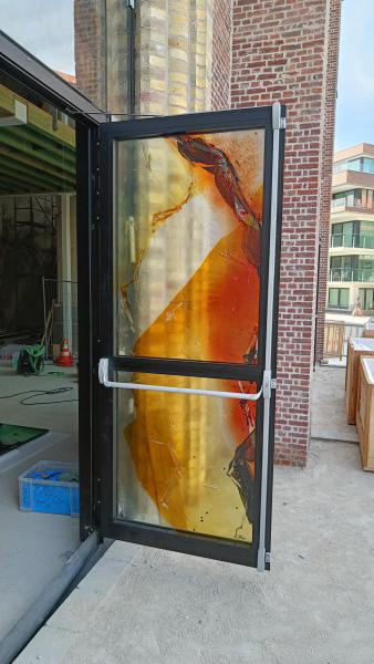 Plaatsing glasramen 6 juli 2026 © LVB