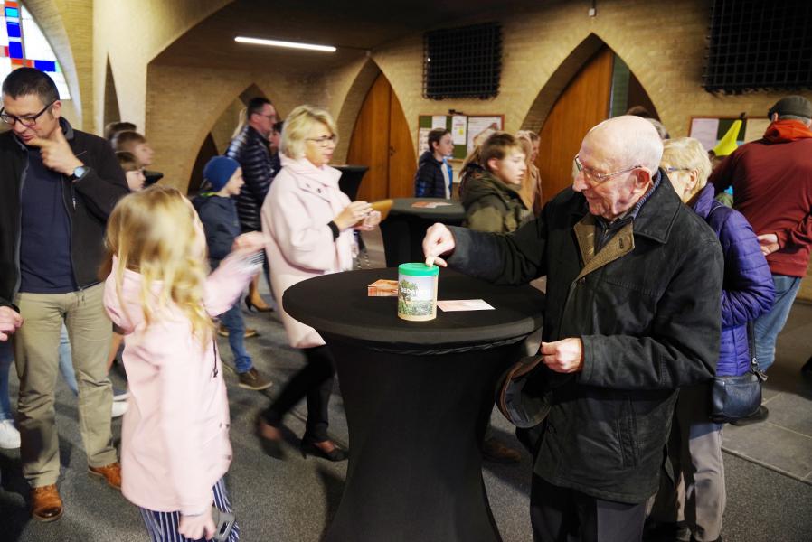 Koffiestop na de gezinsviering 