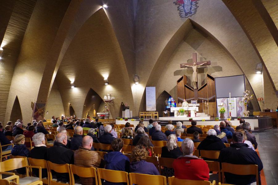 Pasen St Niklaas © Guido Craenen
