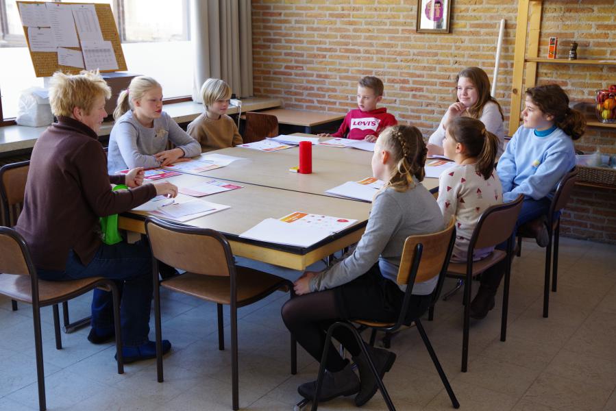 Vierde vormselbeurt © g. Craenen