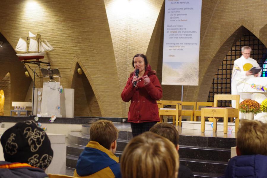 Eerste catechesebeurt en eerste gezinsviering vanuit de vormselcatechese © G.C.