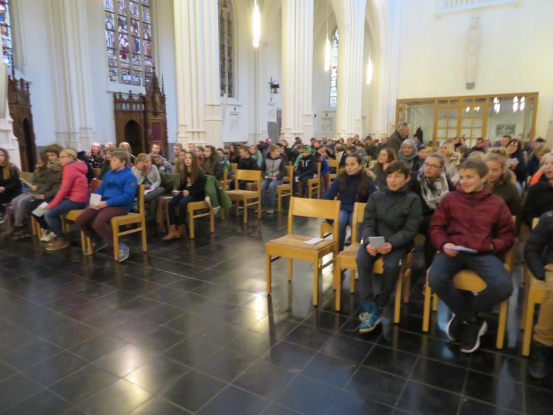 Welkom in de kerk 2 © RH