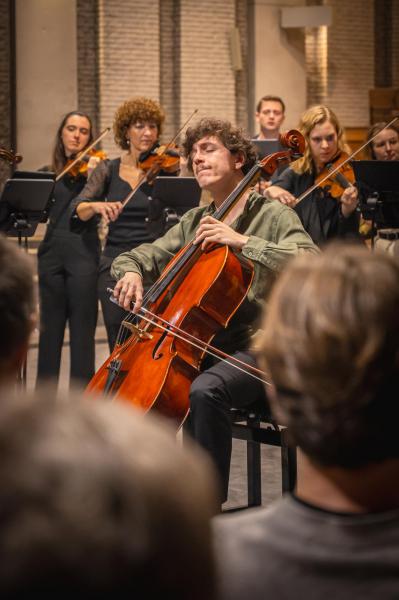 Kerstconcert 'A Royal Christmas' met het strijkensemble BRYGGEN, het Waelrant Kinder- en jeugdkoor en solisten van de Koningin Elisabeth Muziekkapel, 16 december 2025 © RV Captured