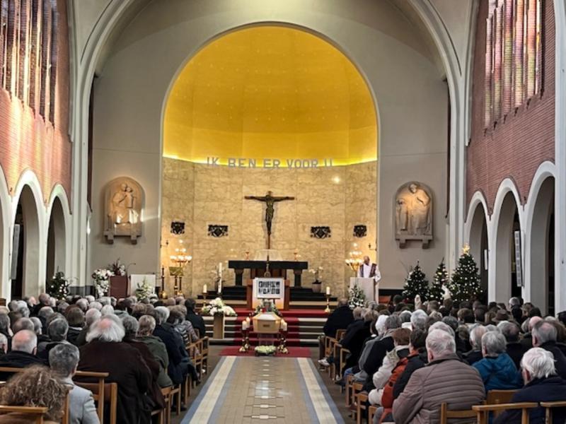 uitvaart Jozefa Vangoidsenhoven © Guy Van Moer