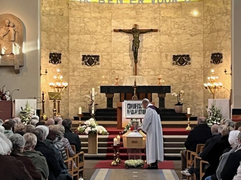 uitvaart Jozefa Vangoidsenhoven © Guy Van Moer