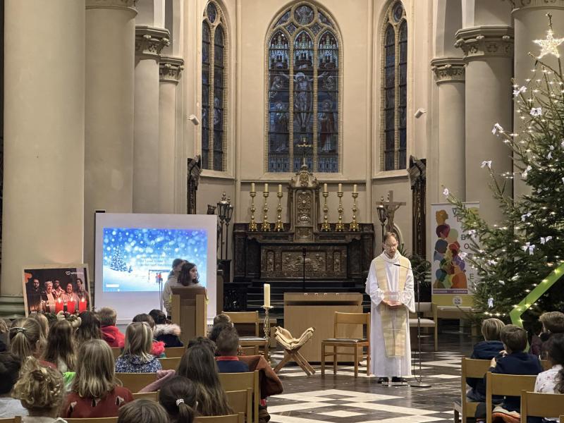 kerstviering met de leerlingen van de Centrumschool in Wingene 