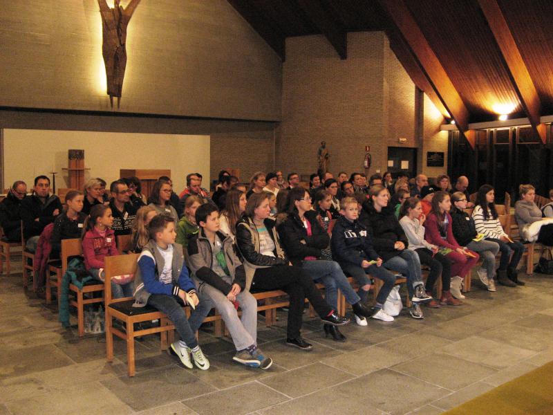 29 vormelingen en hun ouders © Ksaf Hennion