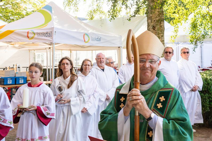 Heropening kerk Groot-Vorst © Chris Beelen