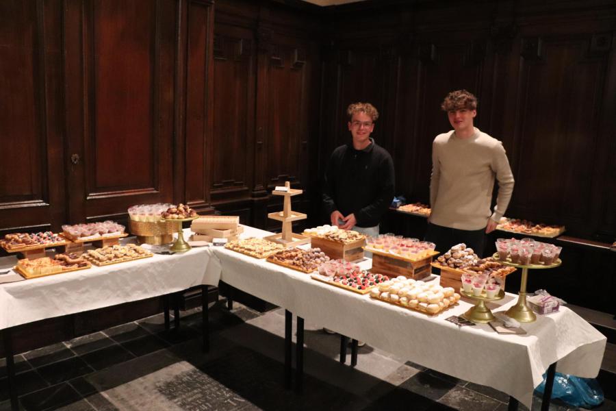 Hapjes op de receptie 