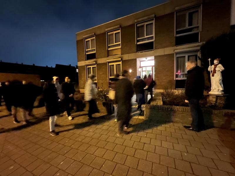 Op pad met en langs Maria © Chris De Groote
