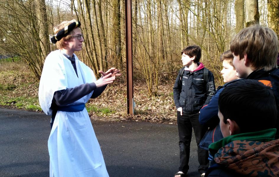 Ramses legt uit hoe we hem moeten vereren © BVR