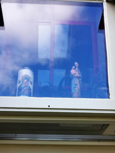 Maria met noveenkaars © Marc Van Iseghem