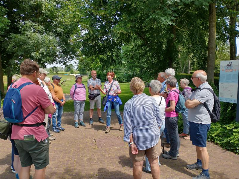 Ecokerk wandeling Heuvelland © Mattias Lelie