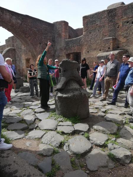 Rome-bedevaart Sint-Corneliusparochie Ninove - 8-11 april 2024 - Ostia Antica © Marina Schoukens