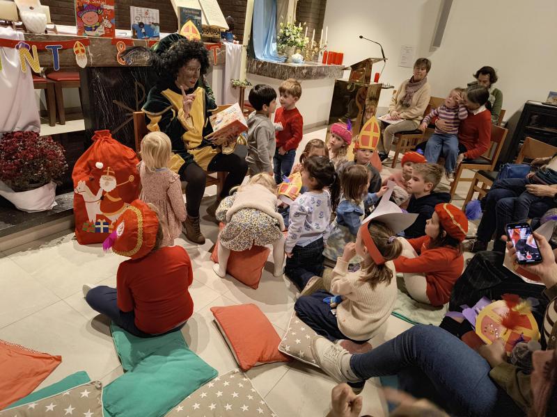 Voorlezen in Bib © H. Mouchaers