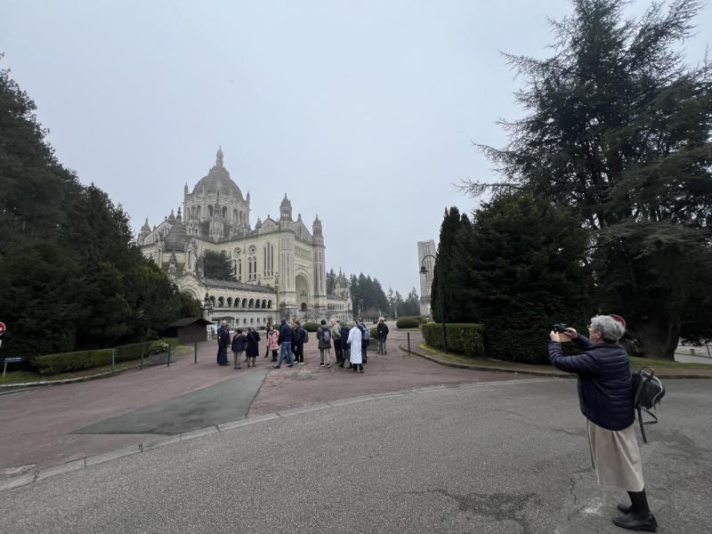 Basiliek van de Heilige Thérèse van Lisieux © Chris de Groote