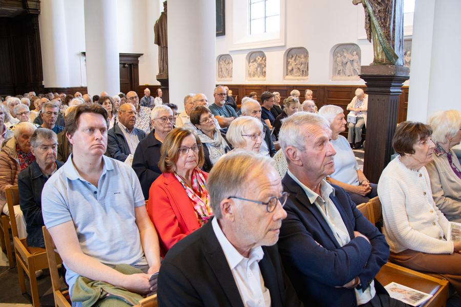 Heropening kerk Groot-Vorst © Chris Beelen