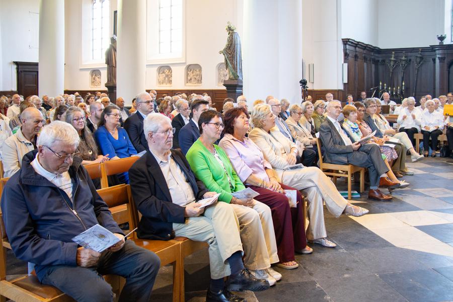 Heropening kerk Groot-Vorst © Chris Beelen