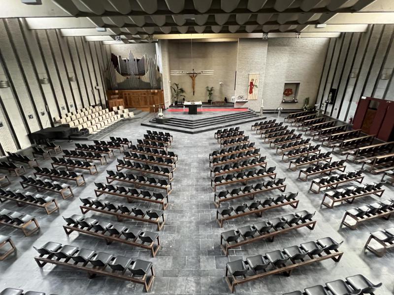 De parterre biedt plaats aan 565 genodigden © Dirk Bellens