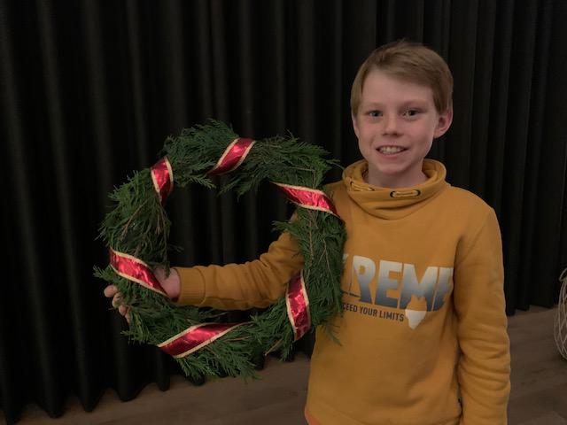 Adventskrans gemaakt door een vormeling 