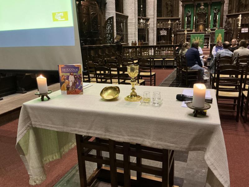 De symbolen van de eucharistie © PVC