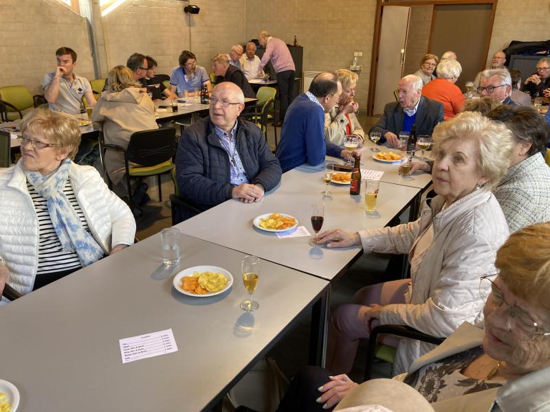 Ontmoeting in Emmaüs ter ondersteuning van de Hallebedevaart © Hans van Hove