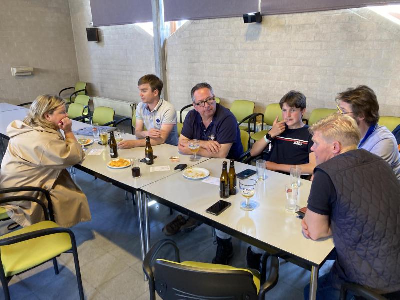 Ontmoeting in Emmaüs ter ondersteuning van de Hallebedevaart © Hans van Hove