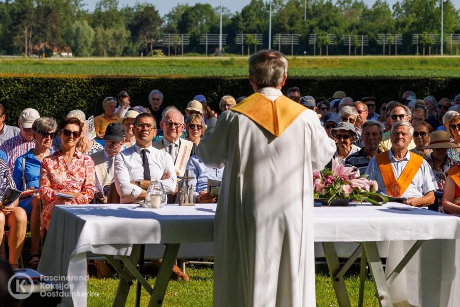 Bedevaart naar het Sint-Willibrordusputje © Gemeente Koksijde
