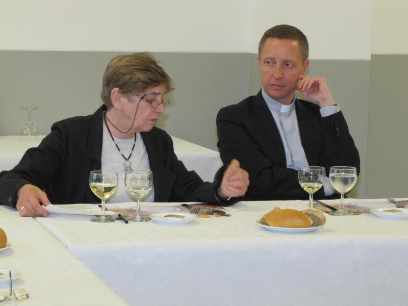 Bisschop Patrick Hoogmartens op bezoek in de federatie Diepenbeek 