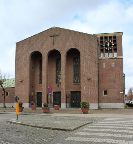 de huidige parochiekerk