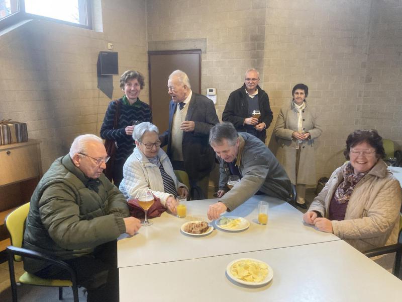 Een feestelijke receptie zorgt voor fijne babbels © Hans van Hove