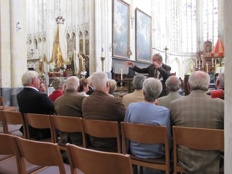 Federatieraad bezoekt O.L.Vrouwebasiliek en Teseum  in Tongeren 