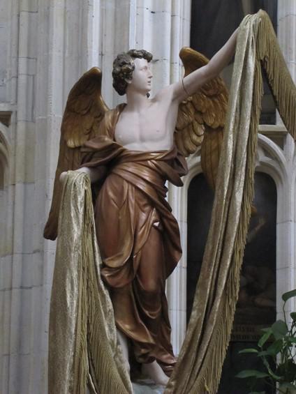 Federatieraad bezoekt O.L.Vrouwebasiliek en Teseum  in Tongeren 