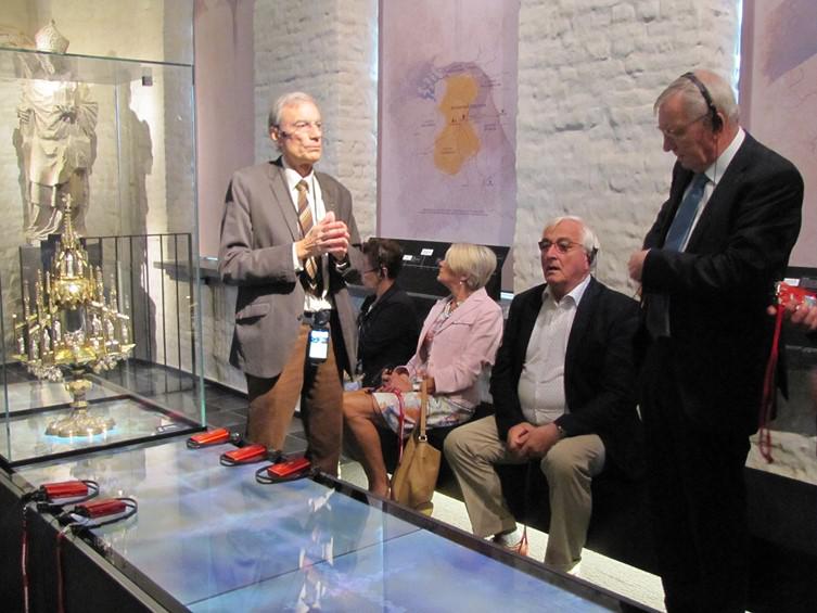 Federatieraad bezoekt O.L.Vrouwebasiliek en Teseum  in Tongeren 